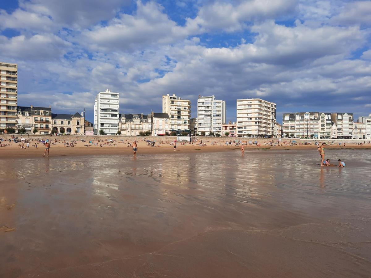 Appartement Vue Sur Mer Les Sables-d'Olonne Exterior photo